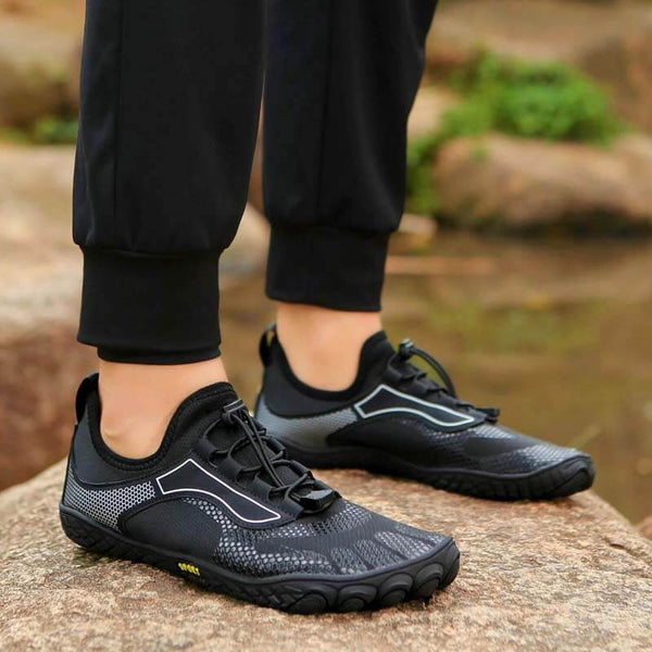 Nuevos zapatos de rastreo de río al aire libre para hombres y mujeres zapatos de agua que vadean la playa de natación de natación de montañismo zapatos de acondicionamiento físico de cinco dedos