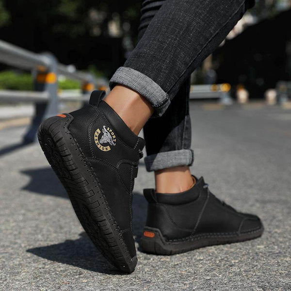 Zapatos de cuero cosidas hechas a mano para hombres Botas de tobillo informales sin deslizamiento de suela suave