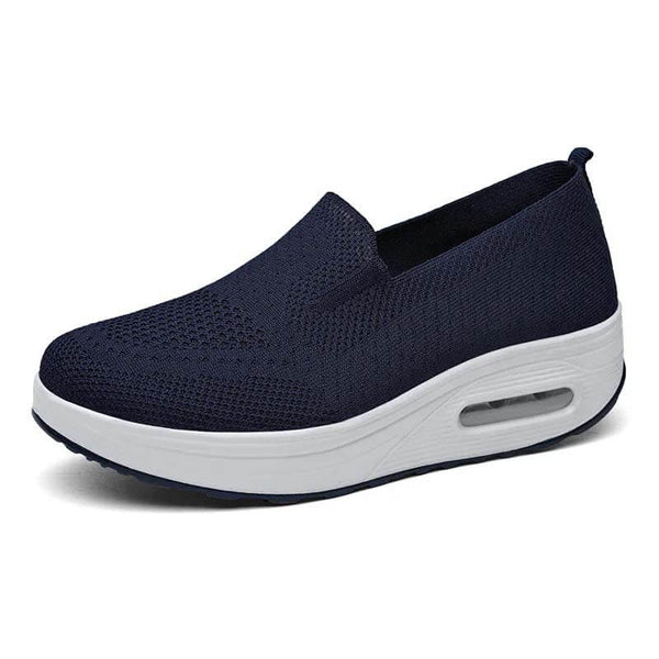 Slip-on de un solo paso Lazy de altura gruesa que cambia de altura de altura deportiva zapatillas de mecedura de deportes Nuevo estilo volador Mesh transpirable zapatos para mujeres casuales