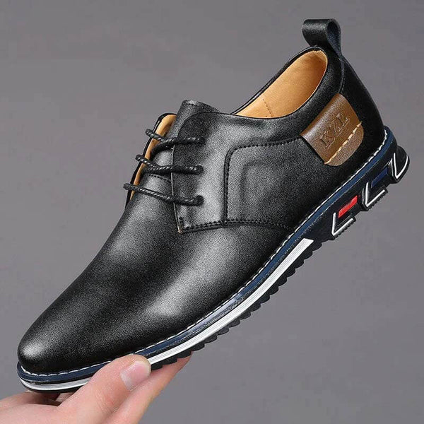 Zapatos casuales para hombres de color puro de color microfibra zapatos de conducción de ocio sin deslizamiento