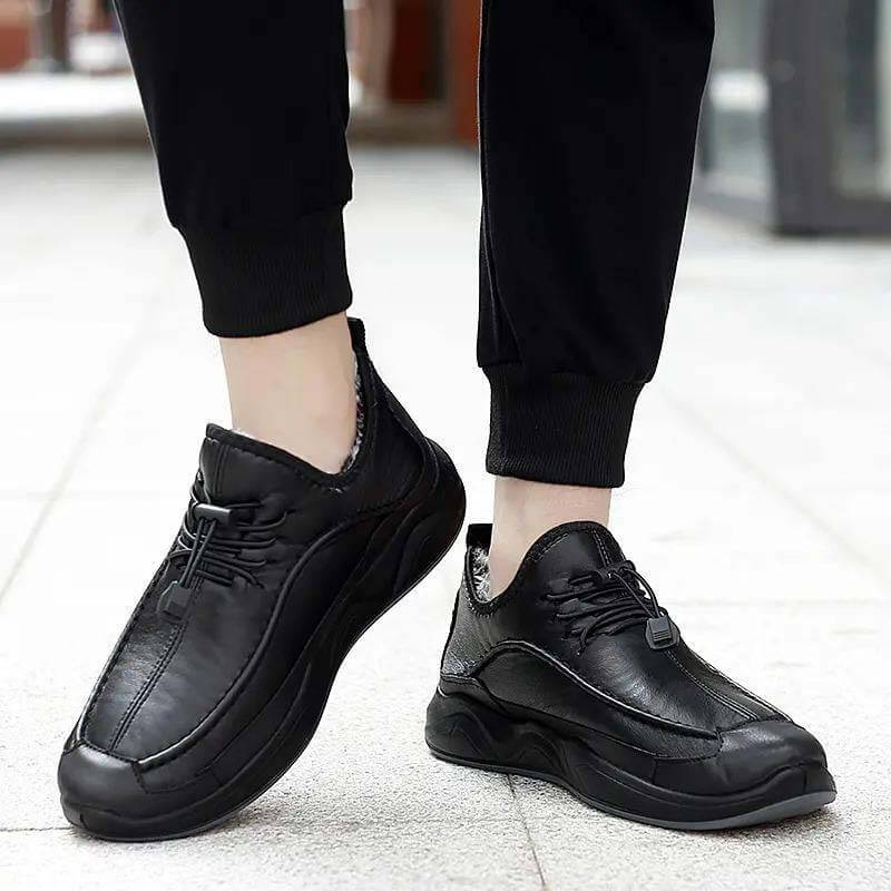 Doublure en peluche de Kaegreel Hommes Dispositif de dentelle élastique chaude antidérapante chaussures en cuir décontracté