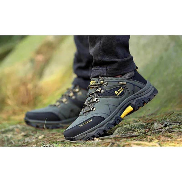 Kaegreel Hombres al aire libre Non Slip Lace Up Faging Climbing Hocking Zapatos