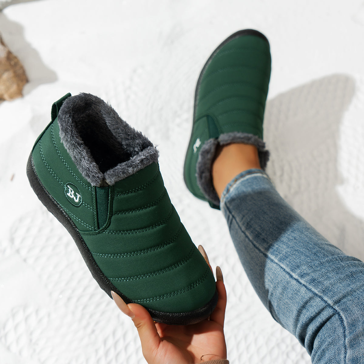 Warme Schneeschuhe für Damen, Outdoor-Winterschuhe mit Pelzfutter, rutschfest, leicht, Knöchelstiefel