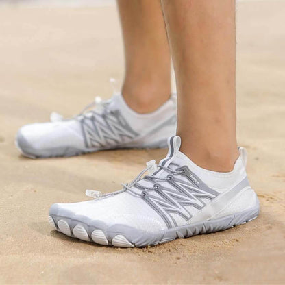 Nuovo fiume Scarpe da inseguimento Summer Calcolato a cinque dita Scarpe da spiaggia per alpinismo per esterni Sports Scarpe d'acqua per nuoto ondulato