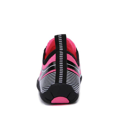 Chaussures aux pieds nus à séchage