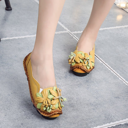 Mocassini piatti di scarpe in pelle di grano da donna