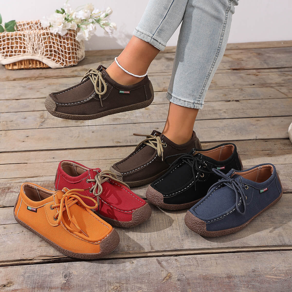 Kaegreel Women's Casual Suede Round Toe Lace Up Flat Shoes