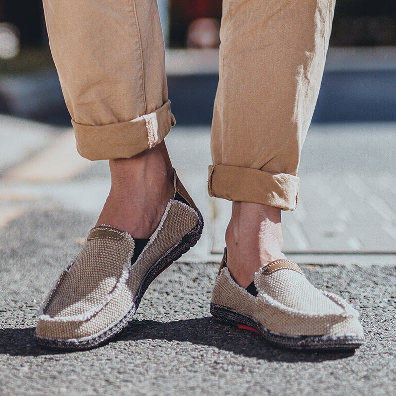 Men's Canvas Shoes Slip on Deck Shoes Casual Fabric Boat Shoes Non-Slip Casual Loafer Flat Outdoor