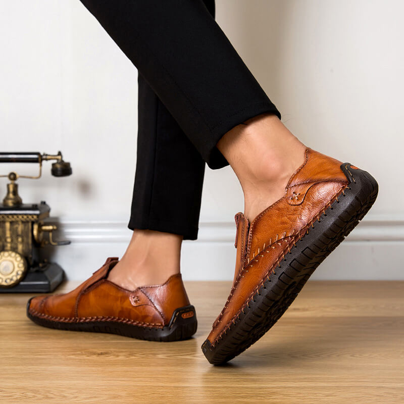 Cuciture da uomo Kaegreel Cuciture antiscivolo di grandi dimensioni Soft Sole Sole Scarpe in pelle casual