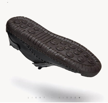 Cuciture da uomo Kaegreel Cuciture antiscivolo di grandi dimensioni Soft Sole Sole Scarpe in pelle casual