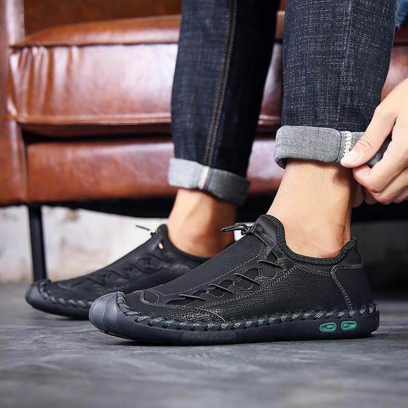 Kaegreel Herren Handgenähte Lederschuhe mit rutschfester Antikollisionssohle in großer Größe