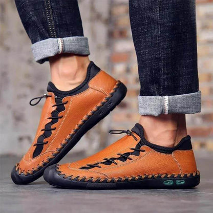 Kaegreel Herren Handgenähte Lederschuhe mit rutschfester Antikollisionssohle in großer Größe