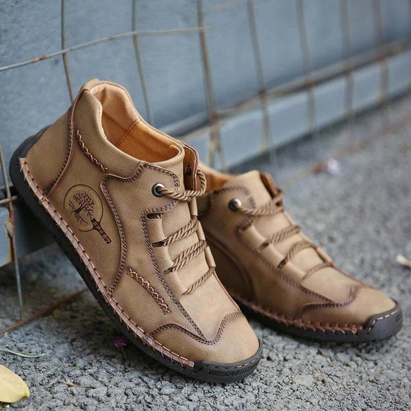 Kaegreel Men's Vintage Hand Stitching Comfort Soft Leather Boots