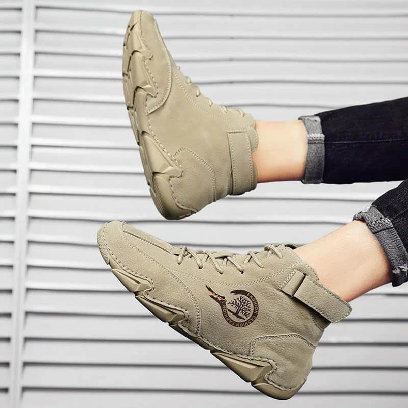 Stivali da uomo invernale in pelle scamosciata con stivali alla caviglia in pelliccia