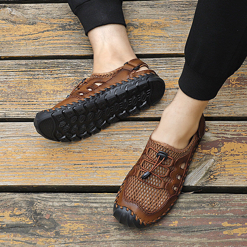 Kaegreel Men's Rubber Toe Cap Leather Handmade Breathable Water Sandals