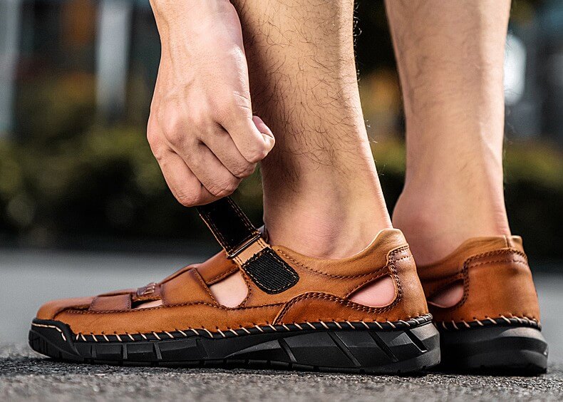 Kaegreel Men's Genuine Leather Non Slip Hand Stitching Soft Sole Casual Sandals