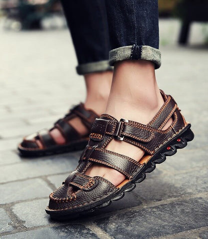Hochwertige Sandalen aus Rindsleder für den Sommer im Freien, handgefertigte Herrensandalen, modische und bequeme Herren-Strandschuhe aus Leder
