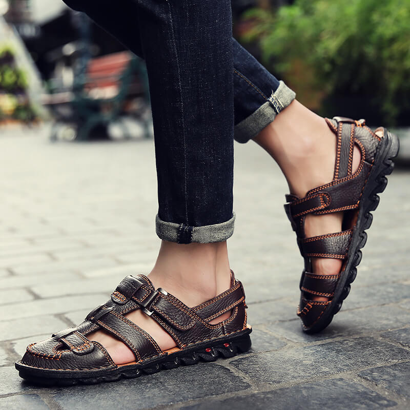 Hochwertige Sandalen aus Rindsleder für den Sommer im Freien, handgefertigte Herrensandalen, modische und bequeme Herren-Strandschuhe aus Leder