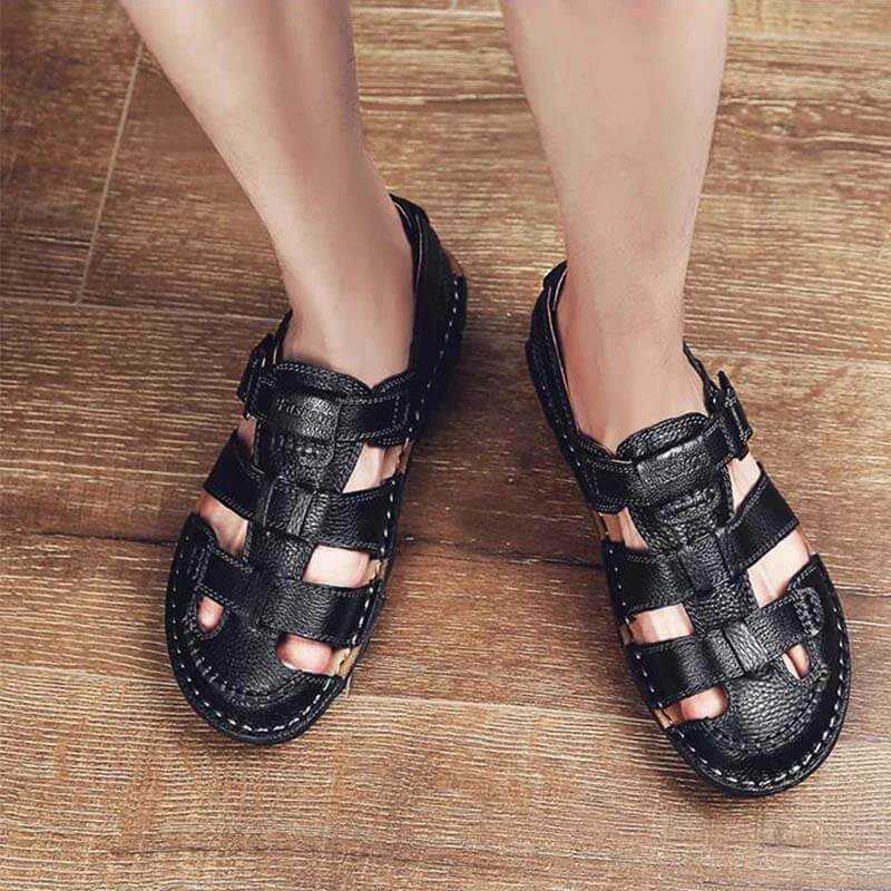 Hochwertige Sandalen aus Rindsleder für den Sommer im Freien, handgefertigte Herrensandalen, modische und bequeme Herren-Strandschuhe aus Leder