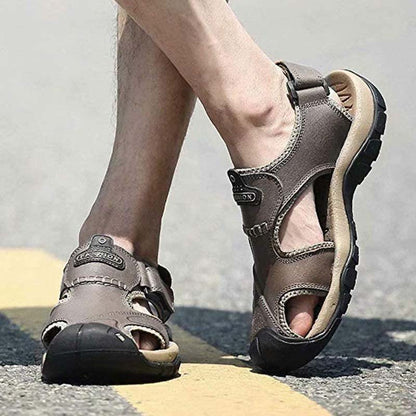 Sandalias de cuero para hombres Sandalias de senderismo al aire libre Sandalias deportivas de deportes Atléticos Zapatos de playa Fisherman Sandalias de agua con los pies cerrados
