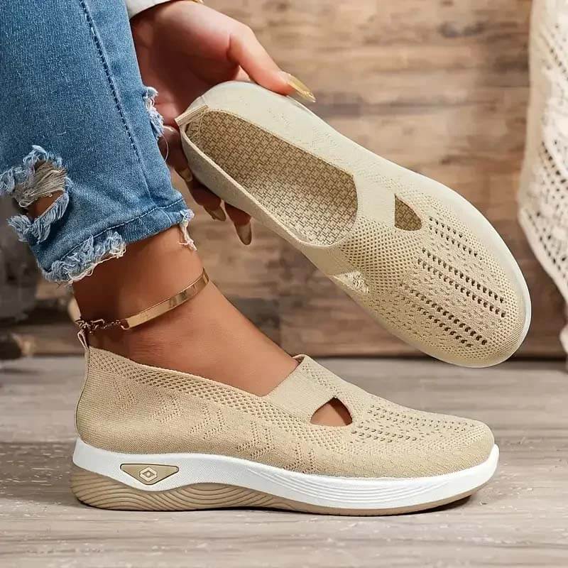 Women Summer Breathable Soft Sole Slip-on Flying Knit Shoes