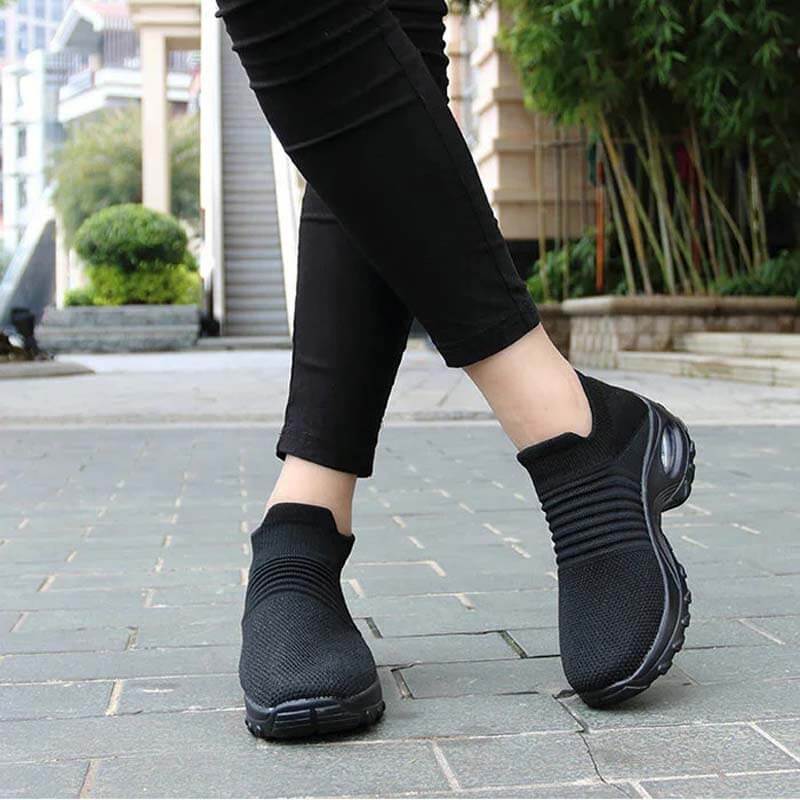 Women Flying Woven Knit Sports Slip-on Casual Shoes