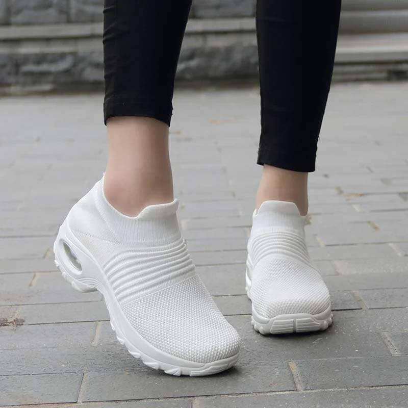 Women Flying Woven Knit Sports Slip-on Casual Shoes