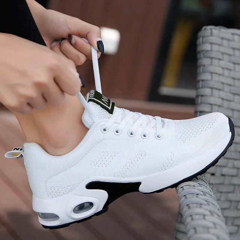 Women Spring Mesh Flying Weaving Comfortable Casual Sports Shoes