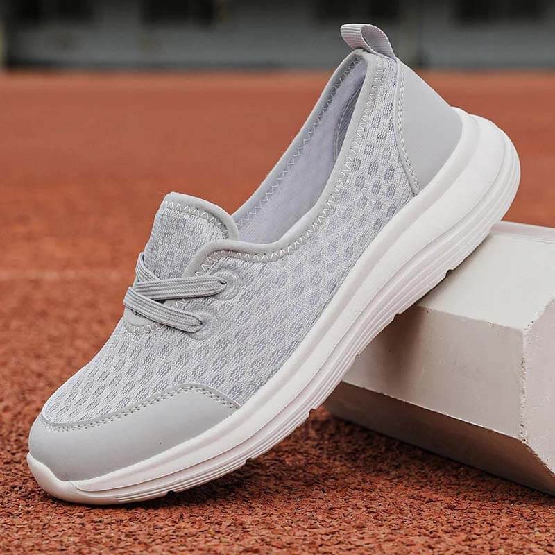 Women Slip-On Casual Shoes Low-top Flat-soled Flying Knit Walking Shoes