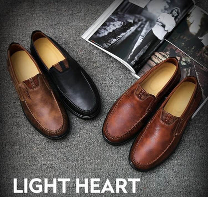 Men's Retro Color Leather Large Size Soft Sole Casual Shoes