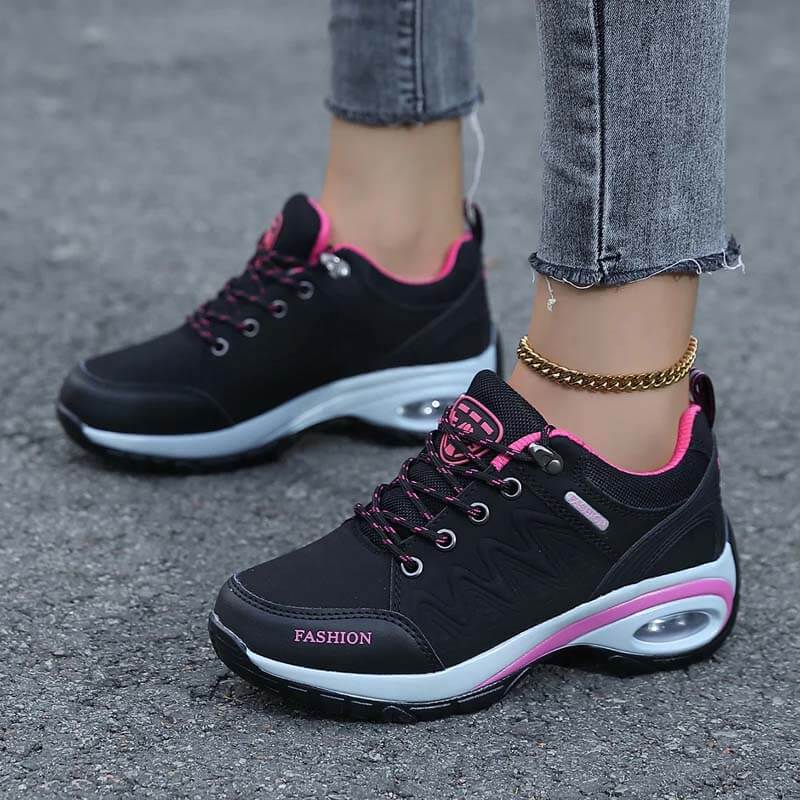Women Autumn & Winter Outdoor Hiking Shoes Thick Sole Non-slip Soft Casual Shoes