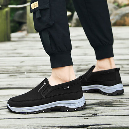 Men's Non-slip Slip-on Walking Shoes Casual Sneakers Travel shoes