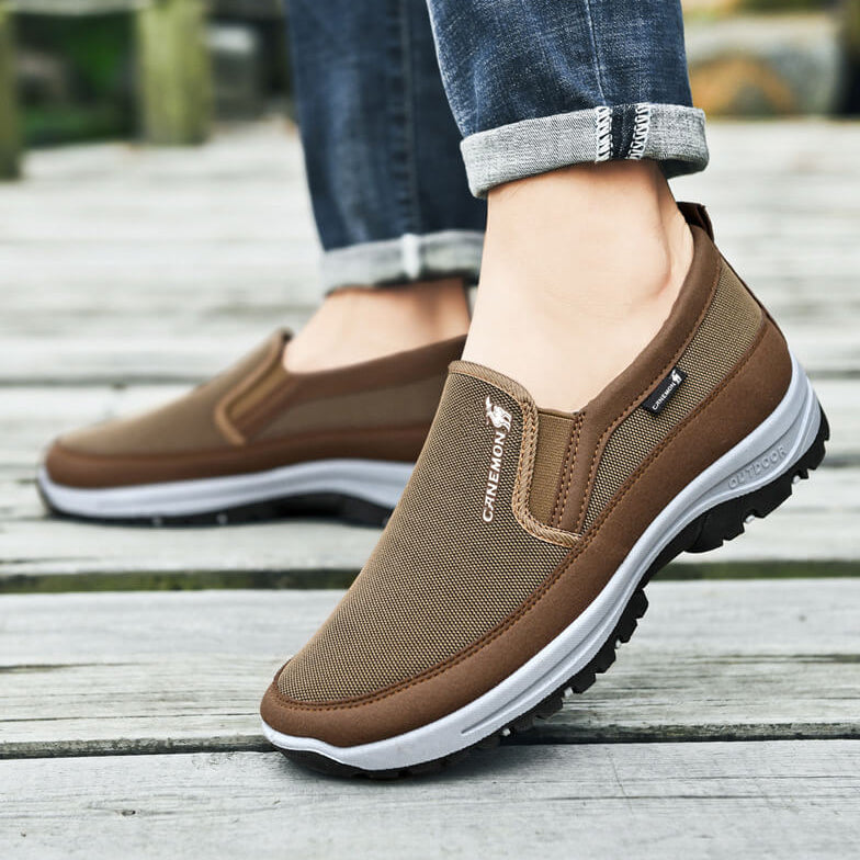 Men's Non-slip Slip-on Walking Shoes Casual Sneakers Travel shoes