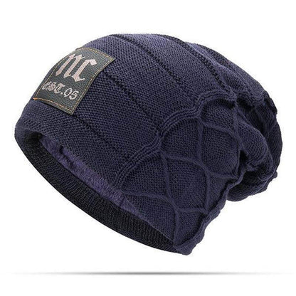 Invierno de los Hombres Más Terciopelo Cálido Sombrero de Punto Casual NC Carta sólida Skullies Beanie Sombrero
