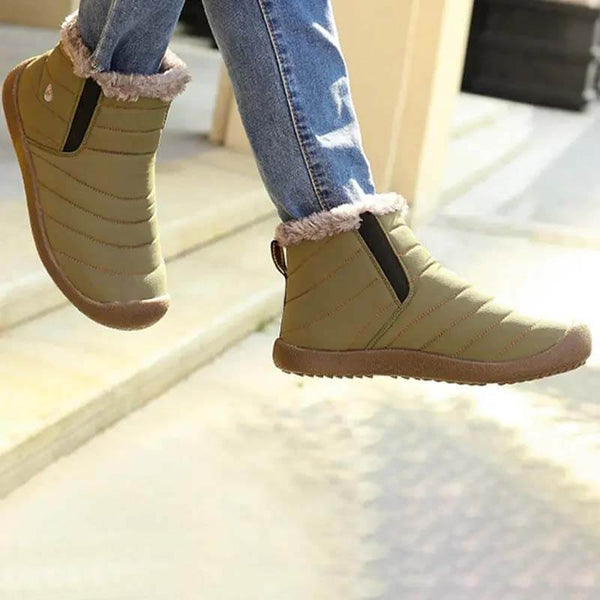 Las zapatillas de nieve de invierno para hombres se deslizan sobre los botines de los botines antideslizan las zapatillas de piel resistentes al agua resistente al agua al aire libre